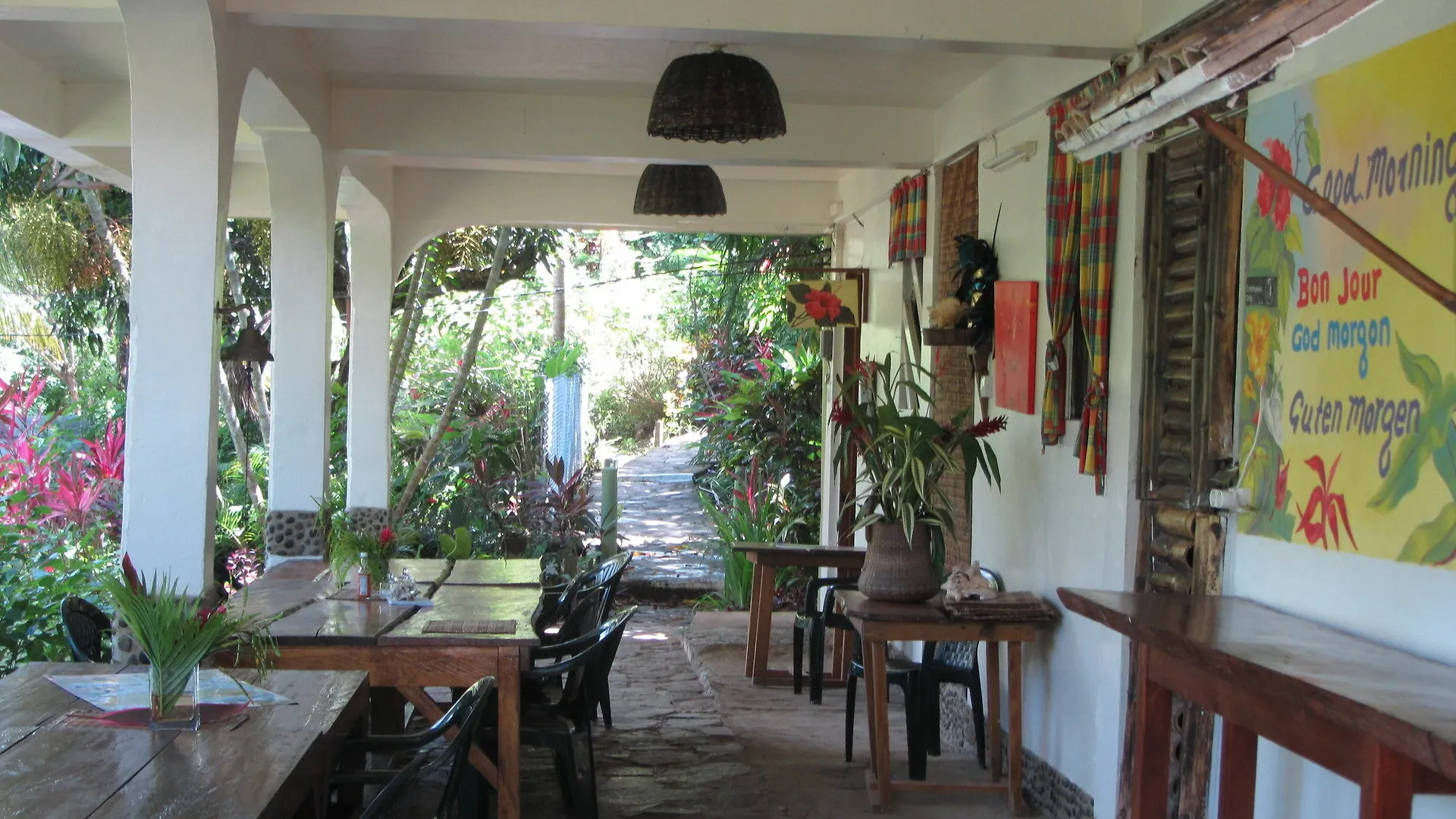 Hibiscus Valley Inn Marigot Dominica