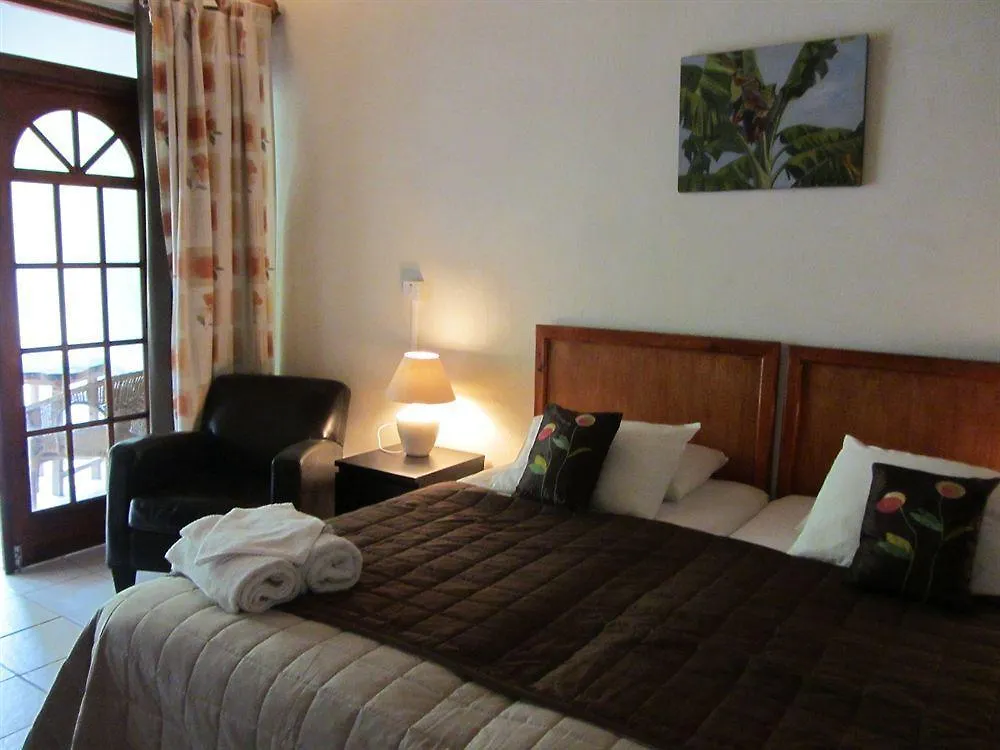 Hibiscus Valley Inn Marigot 도미니카